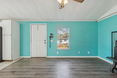 242 Pear Street Livingston TX 77351