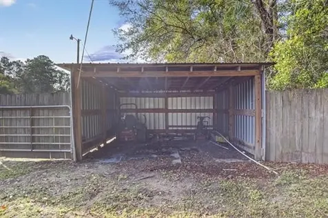 180 County Road 839 Buna TX 77612