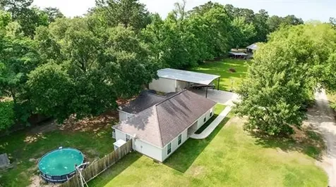 180 County Road 839 Buna TX 77612