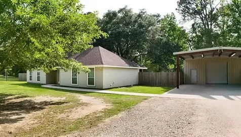 180 County Road 839 Buna TX 77612