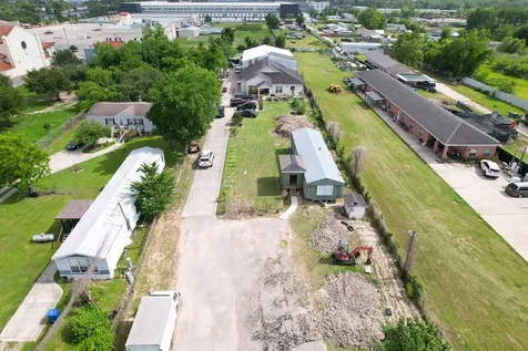 3243 Essie Road Houston TX 77086