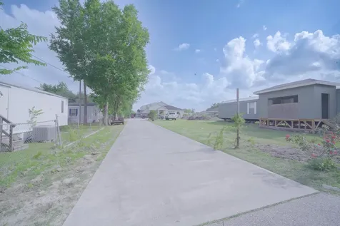 3243 Essie Road Houston TX 77086