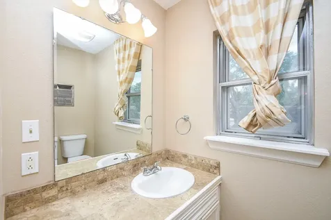 134 4th Street Sugar Land TX 77498