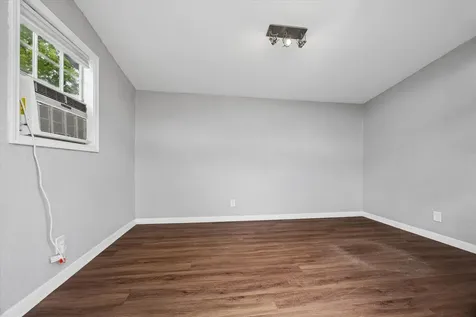 5105 Chapman Street Houston TX 77009