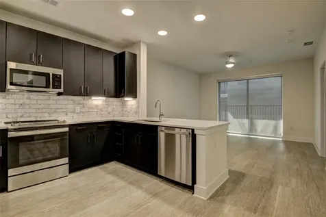 6400 Washington Avenue 411 Houston TX 77007
