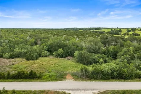 288 Charcoal Road Waelder TX 78959