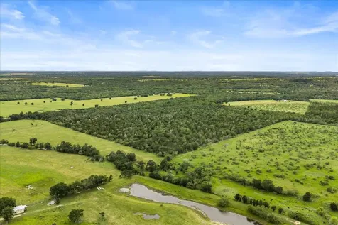 288 Charcoal Road Waelder TX 78959