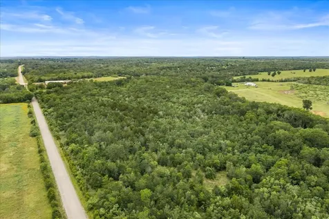 288 Charcoal Road Waelder TX 78959