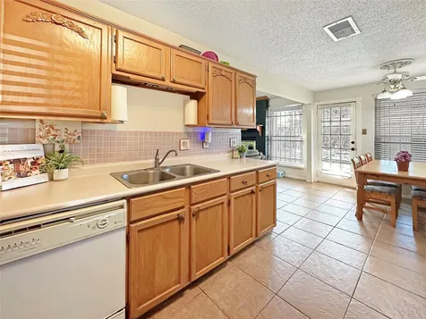 16230 Katherine Lane Channelview TX 77530