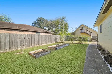 1811 Mulcahy Street Rosenberg TX 77471