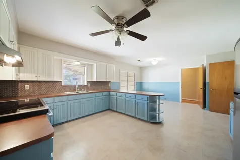 1811 Mulcahy Street Rosenberg TX 77471