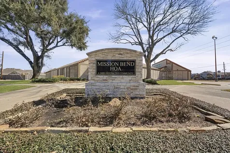 15815 Amapola Drive Houston TX 77083
