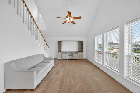 4207 Reeves Drive Galveston TX 77554
