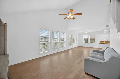 4207 Reeves Drive Galveston TX 77554
