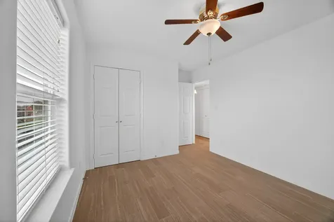 4207 Reeves Drive Galveston TX 77554