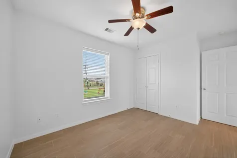 4207 Reeves Drive Galveston TX 77554