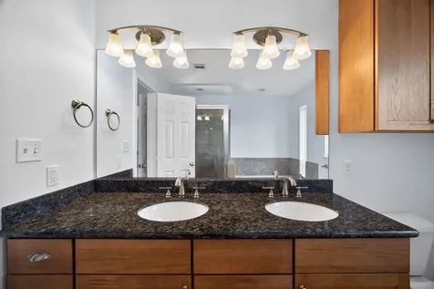 4207 Reeves Drive Galveston TX 77554