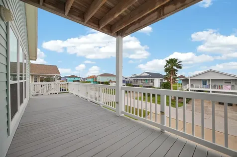 4207 Reeves Drive Galveston TX 77554