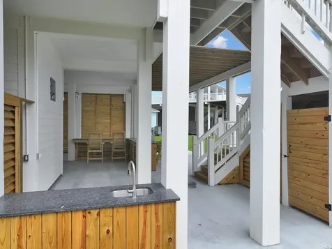 1060 Waterways Drive Crystal Beach TX 77650