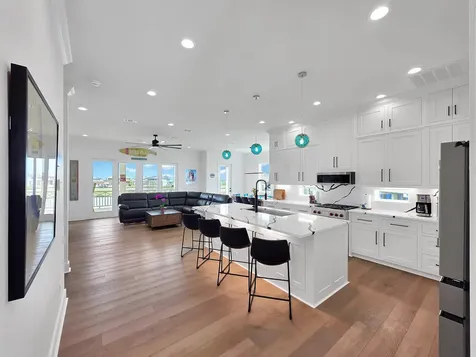 1060 Waterways Drive Crystal Beach TX 77650
