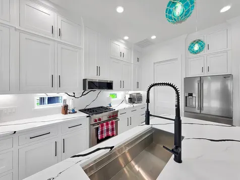 1060 Waterways Drive Crystal Beach TX 77650