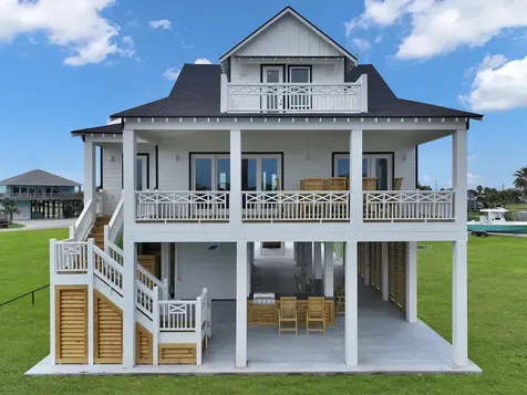 1060 Waterways Drive Crystal Beach TX 77650