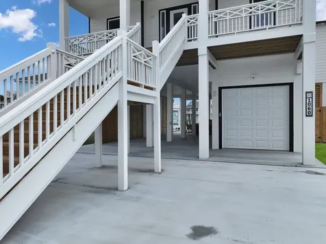 1060 Waterways Drive Crystal Beach TX 77650