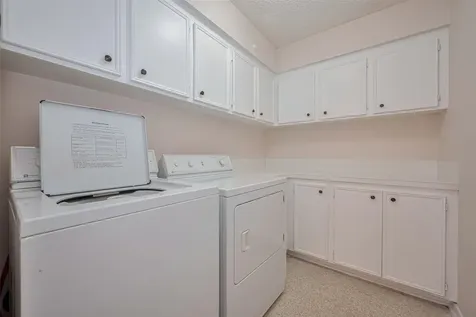 11622 Cherryknoll Drive Houston TX 77077