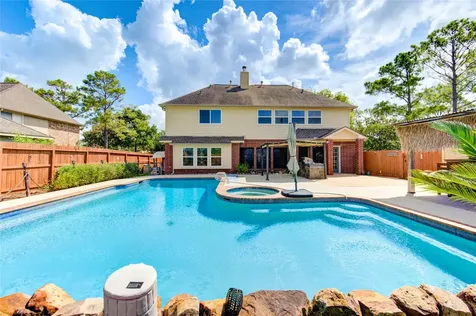 1016 Applewood Drive Friendswood TX 77546