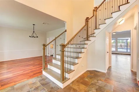 1016 Applewood Drive Friendswood TX 77546