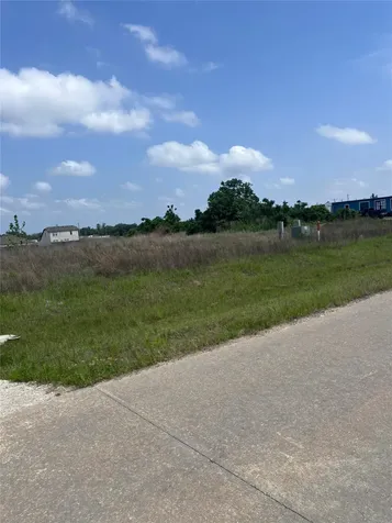 2050 Road 5702 Cleveland TX 77327