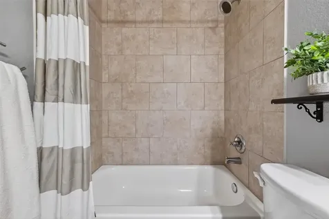 11 Coconut Palms Court Manvel TX 77578