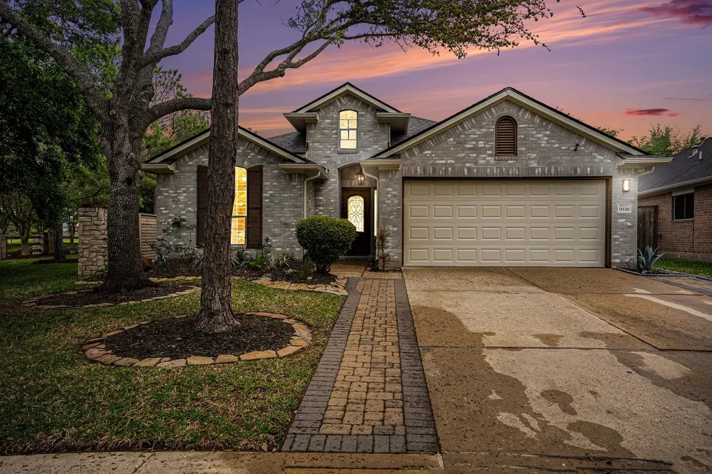 9338 Stoneridge Canyon Lane Houston TX 77089