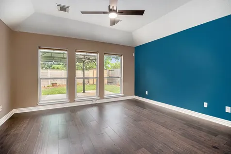 9338 Stoneridge Canyon Lane Houston TX 77089