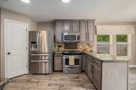 9338 Stoneridge Canyon Lane Houston TX 77089