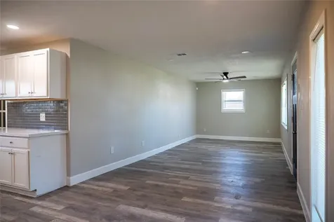5502 Elm Tree Drive Houston TX 77048