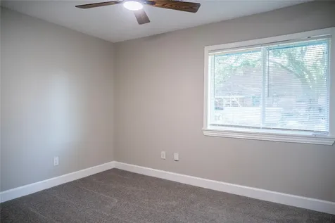 5502 Elm Tree Drive Houston TX 77048