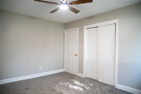 5502 Elm Tree Drive Houston TX 77048