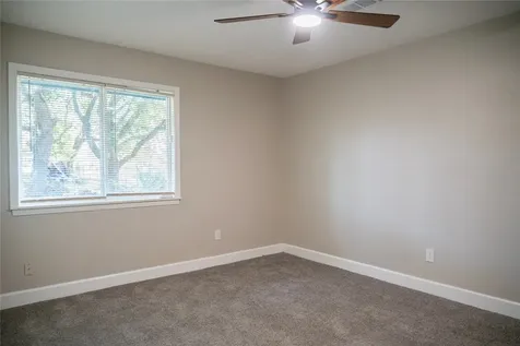 5502 Elm Tree Drive Houston TX 77048
