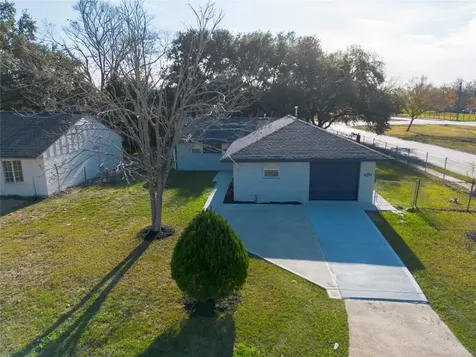 5502 Elm Tree Drive Houston TX 77048