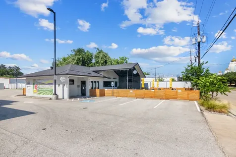 2806 Versailles Oak Lane Houston TX 77092