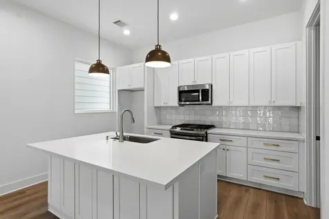 2806 Versailles Oak Lane Houston TX 77092