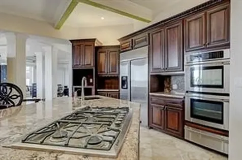 135 1st Street Dickinson TX 77539