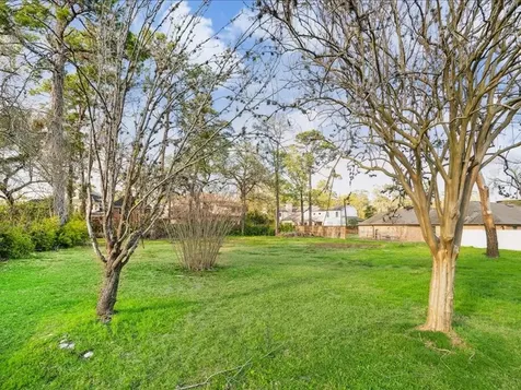 5210 Woodway Drive Houston TX 77056