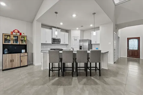 10831 Bodie Hills Drive Rosharon TX 77583