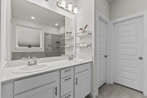 10831 Bodie Hills Drive Rosharon TX 77583