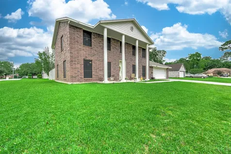 7118 Tonkawa Street Baytown TX 77521