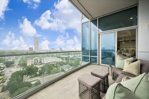 2727 Kirby Drive 11d Houston TX 77098