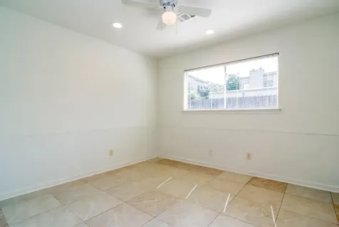 5629 Winsome Lane Houston TX 77057