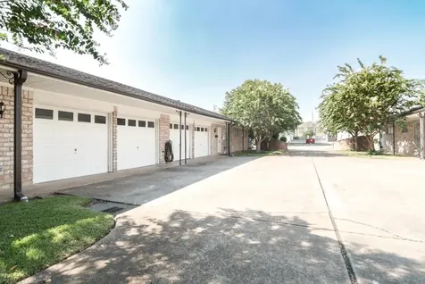 5629 Winsome Lane Houston TX 77057